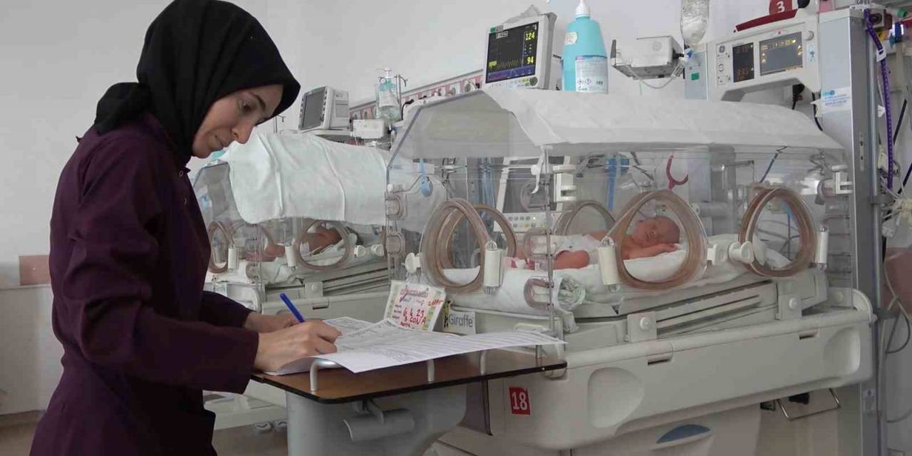 Depremlerde Hasar Almayan Hastanede 65 Günde 700 Bebek Dünyaya Geldi