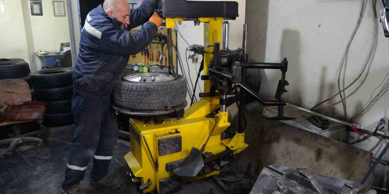 Van’daki Oto Lastikçilerde Değişim Yoğunluğu Yaşanıyor