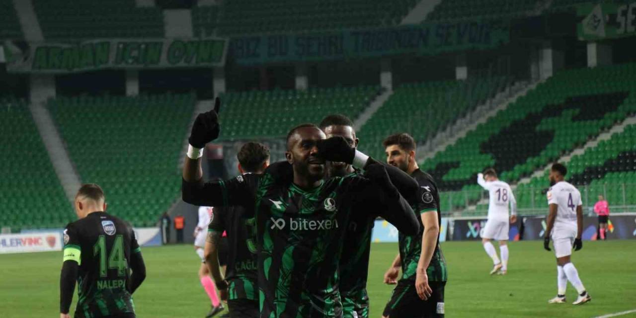 Süper Lig Hasreti Çeken Sakaryaspor, Basamaklara Sağlam Basıyor