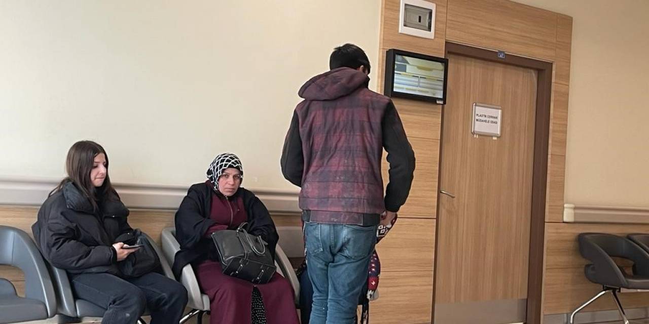 Erzurum Şehir Hastanesi Dilencilerin Uğrak Yeri Oldu