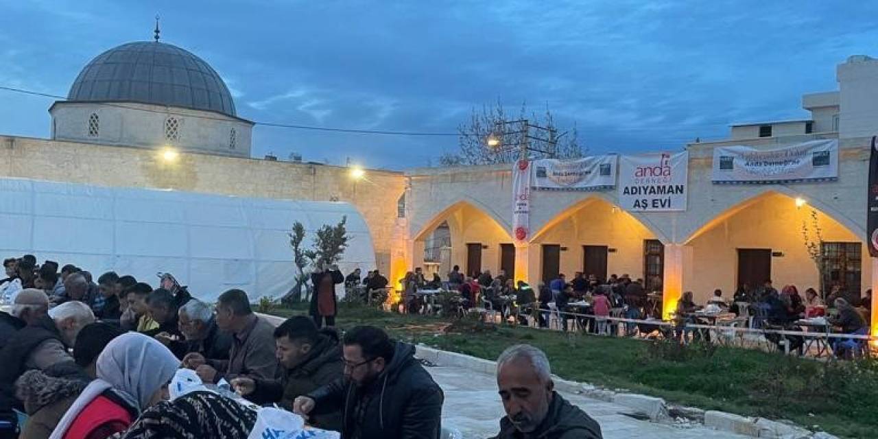Anda Derneği Deprem Bölgesinde Her Gün Bin Kişiye İftar Veriyor