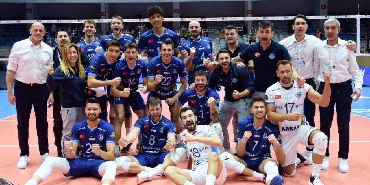 Arkas Spor Kritik Virajda