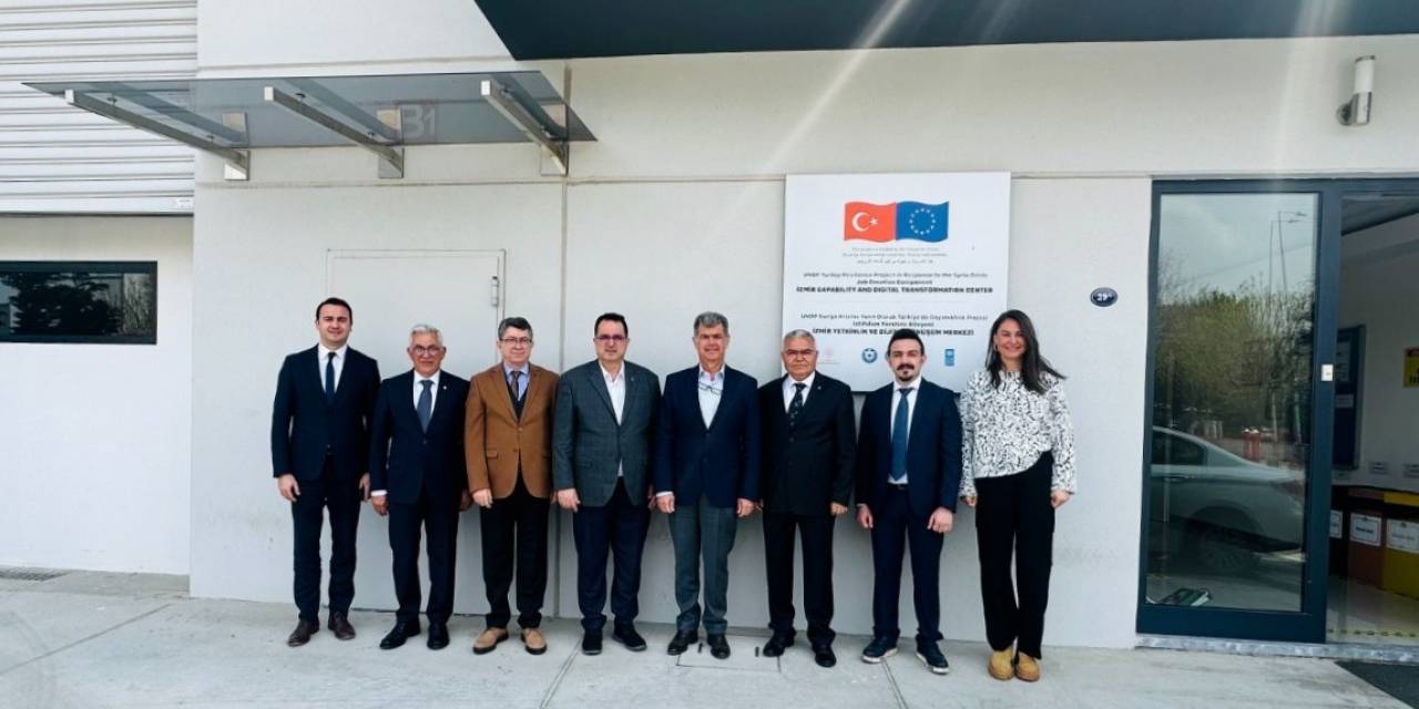 İzmir Model Fabrika’da Görev Değişikliği