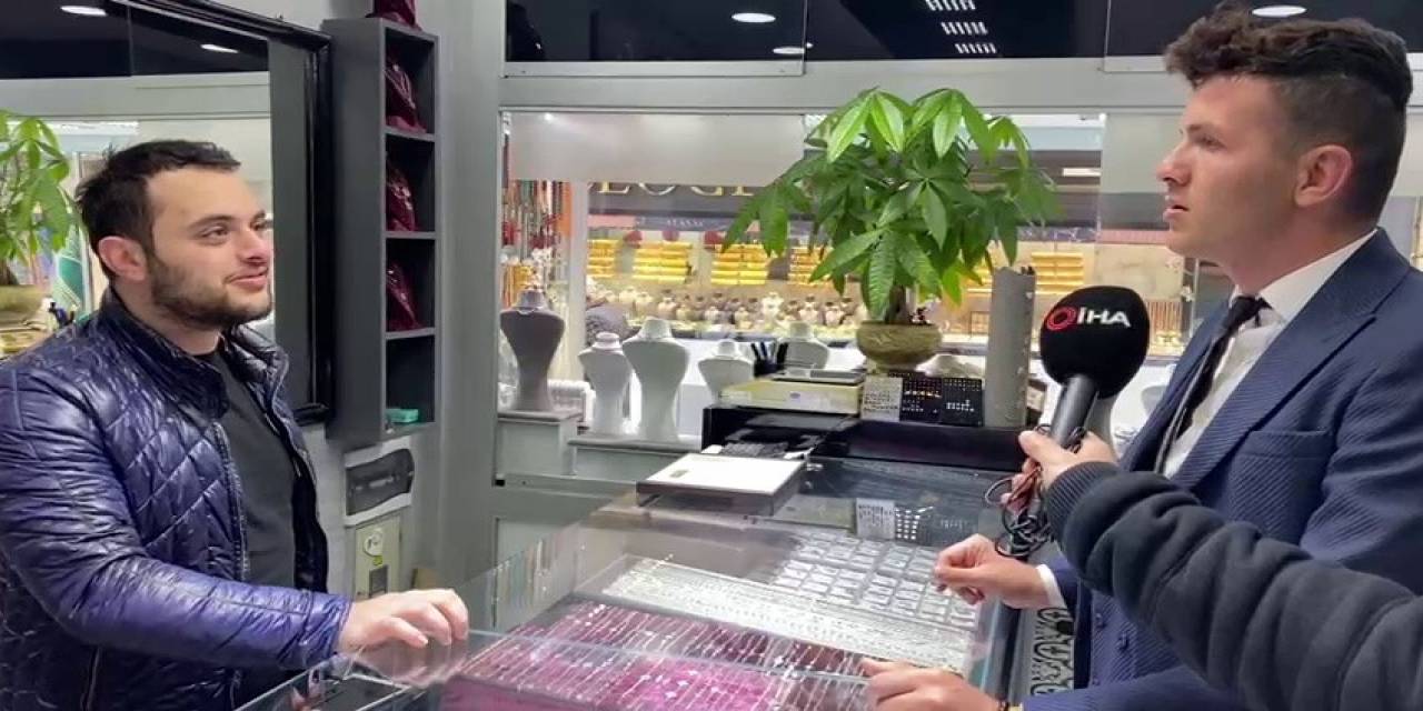 Dansıyla Sosyal Medyayı Sallayan Milletvekili Adayı Bu Kez De Birinci Sırayı İstedi