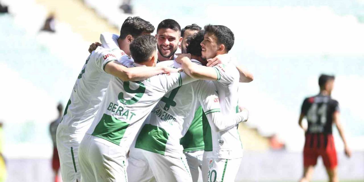 Bursaspor Zorlu Maratona Başlıyor