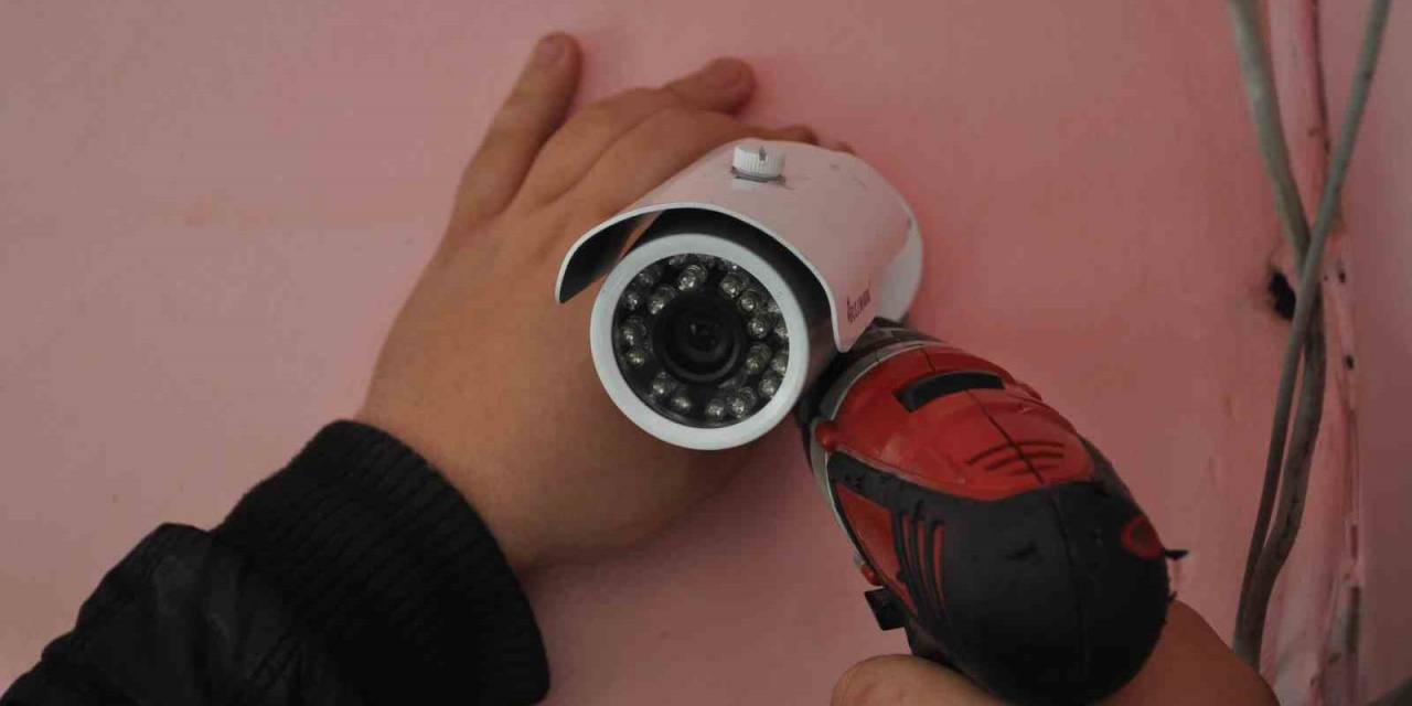 Bireysel Olarak Evine Kamera Taktıranların Sayısı Arttı