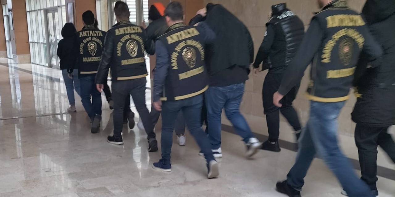 Antalya’da ’dublör’ Kullanarak 50 Milyon Tl’lik Gayrimenkul Dolandırıcılığı