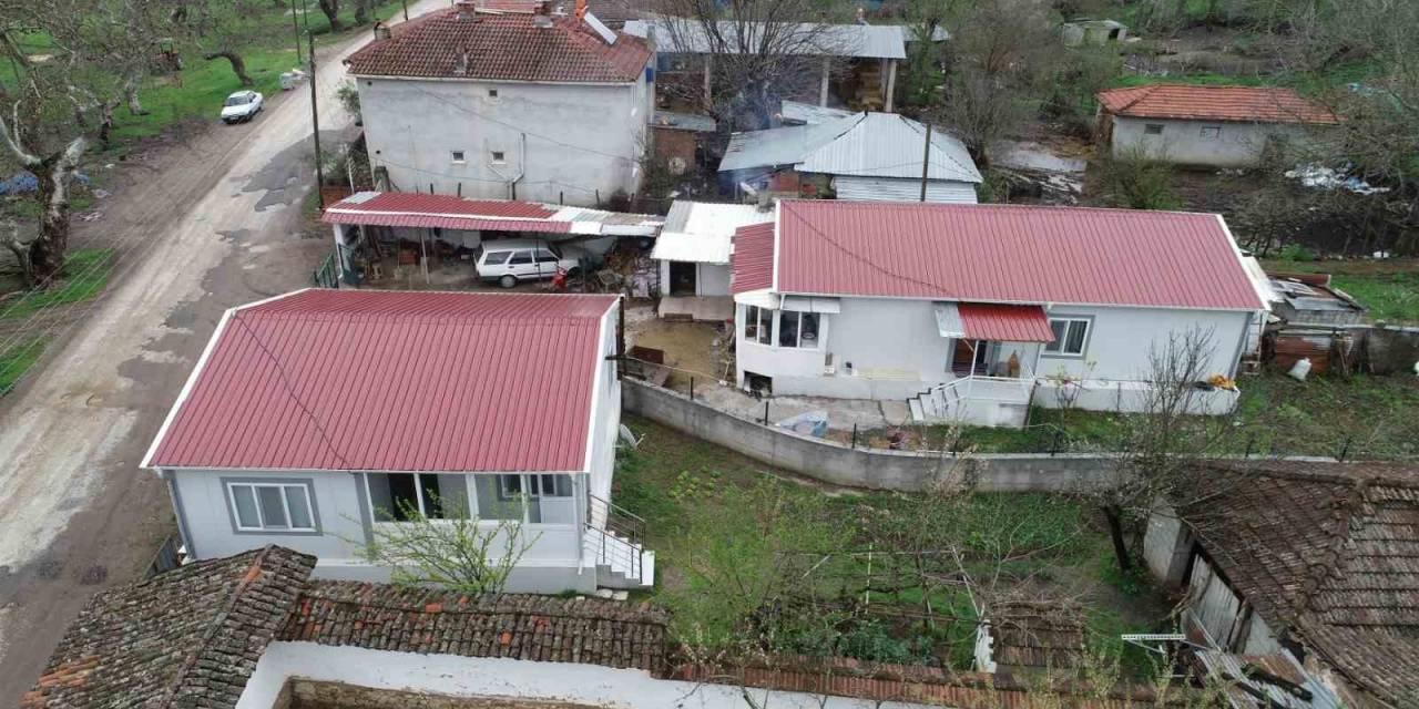 Başkan Yılmaz Evi Yanan Şehit Babasına Verdiği Sözünü Tuttu