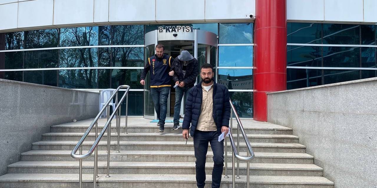 Aralarında Çıkan Anlaşmazlık Sonucu Yakalandılar