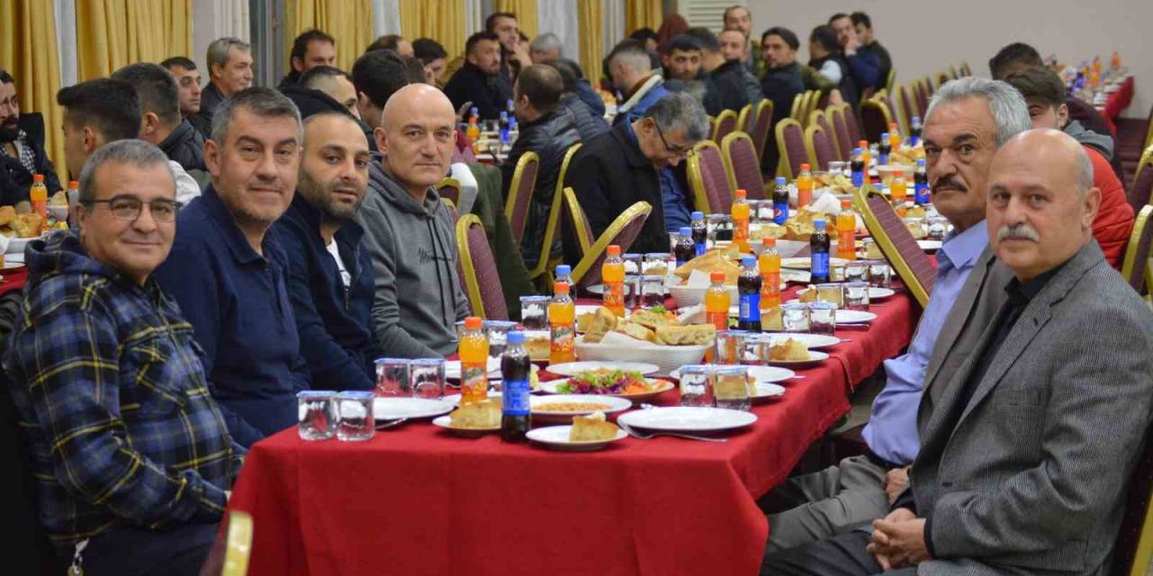 Maden İşçileri İftarda Bir Araya Geldi