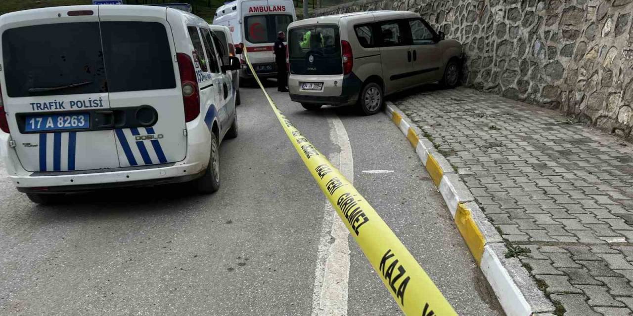 Gelibolu’da Trafik Kazası; 1 Ölü