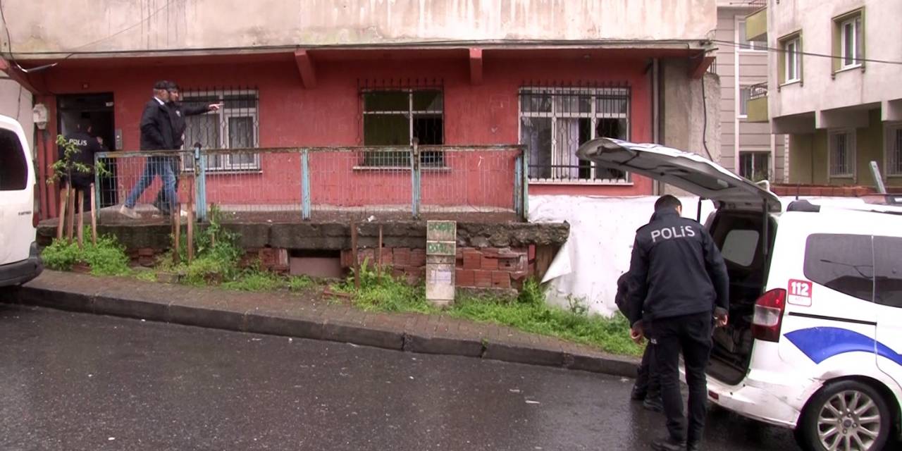 Küçükçekmece’de, Kapsül Tabancanın Barutu Patladı: 1 Yaralı