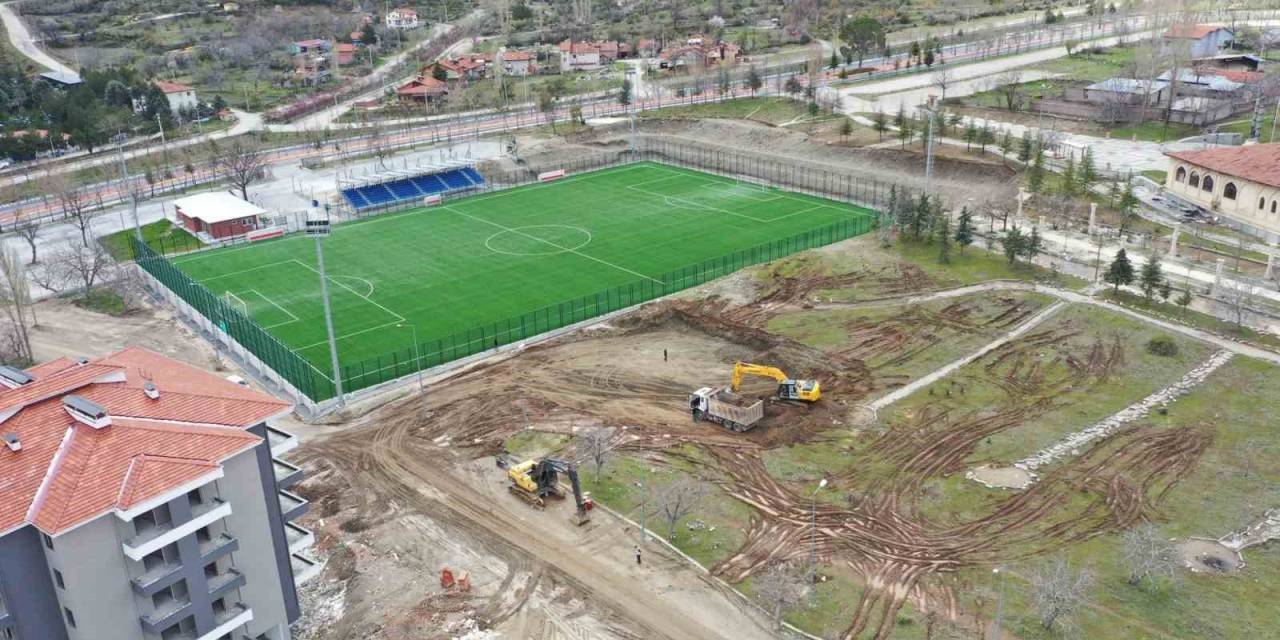 Engelsiz Gençlik Ve Yaşam Merkezinde Hafriyat Alımına Başlandı