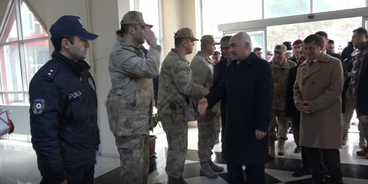 İçişleri Bakan Yardımcısı Mehmet Ersoy Erciş’te