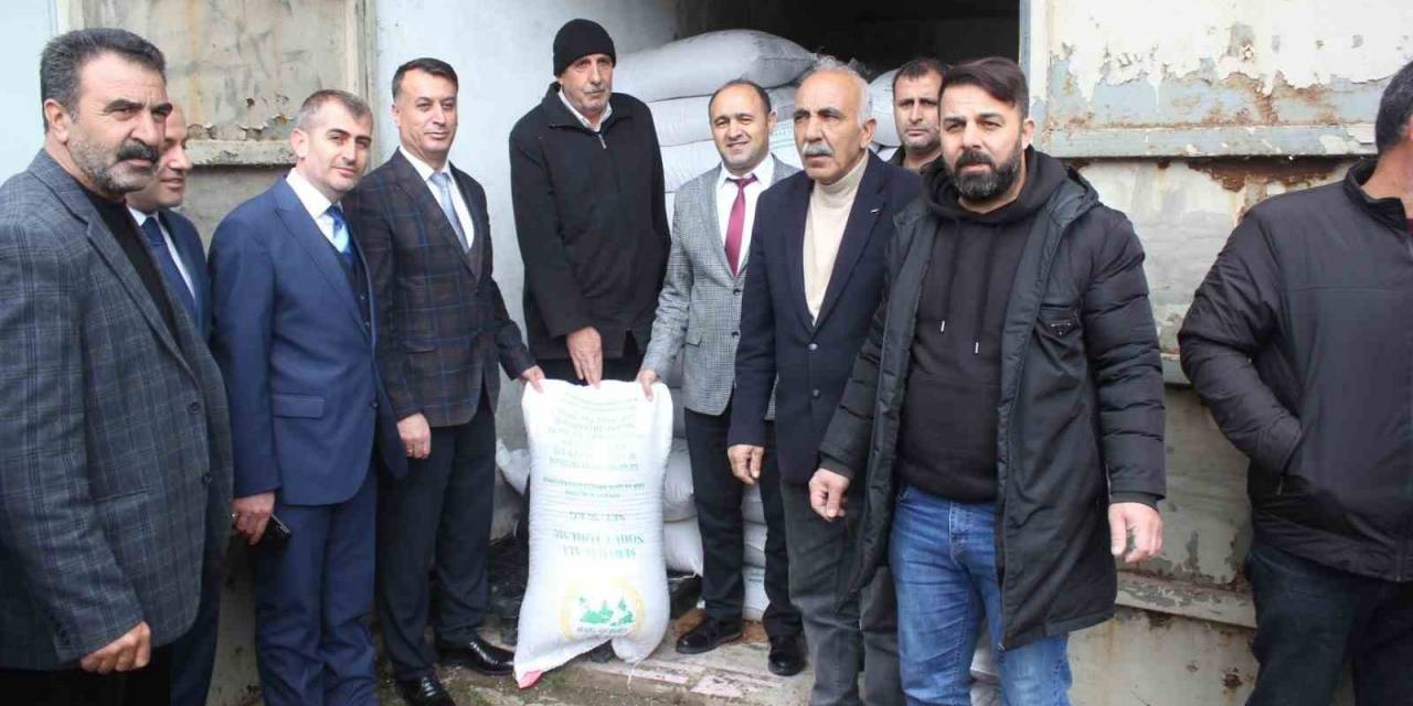 Muş’ta Çiftçiye Tohum Desteği Verildi