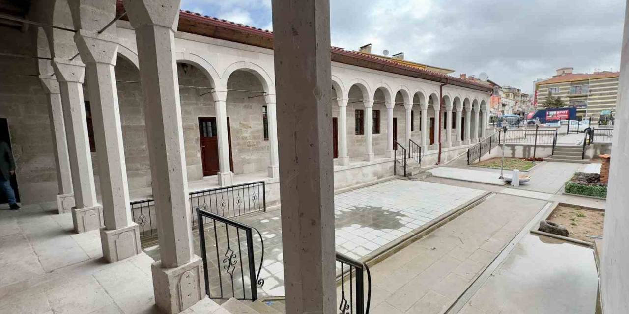 Başkan Dinçer: “bedriye Medresesi Yenilenen Yüzüyle Açılışa Hazırlanıyor”