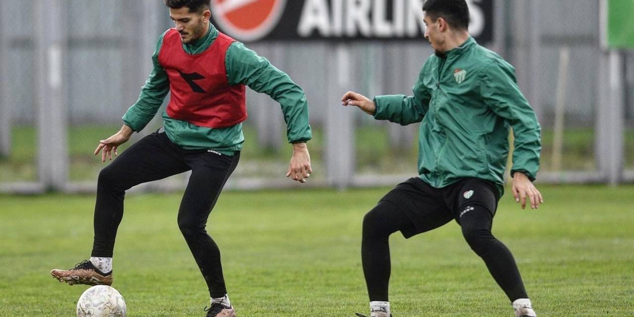 Bursaspor’da Çift Kale Maçlar Yapıldı