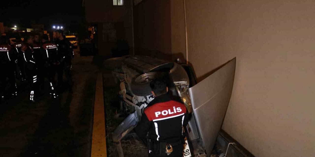 Polisin ‘dur’ İhtarına Uymadı, Kaçmaya Başlayan Alkollü Sürücü Kaza Yaptı