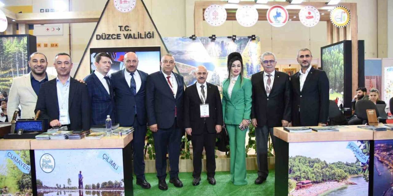 Düzce Üniversitesi Emıtt Fuarında