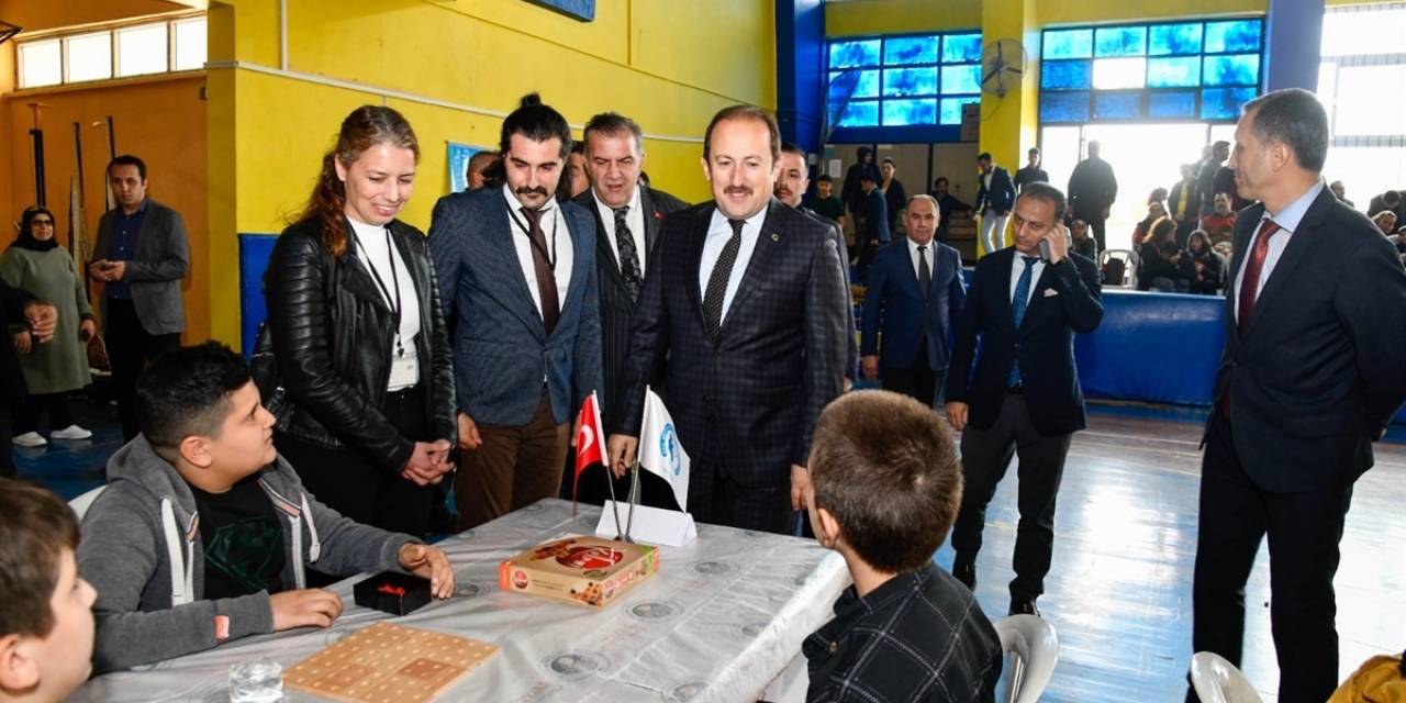 Vali Pehlivan, Türkiye Akıl Ve Zeka Oyunları İl Şampiyonasına Katıldı