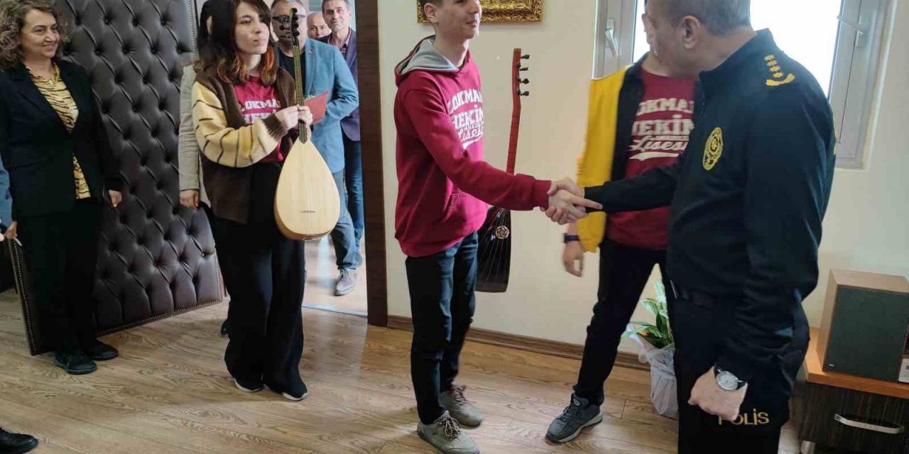 Emniyet Müdürü Makamında Sazlı Sözlü Polis Haftası Kutlaması
