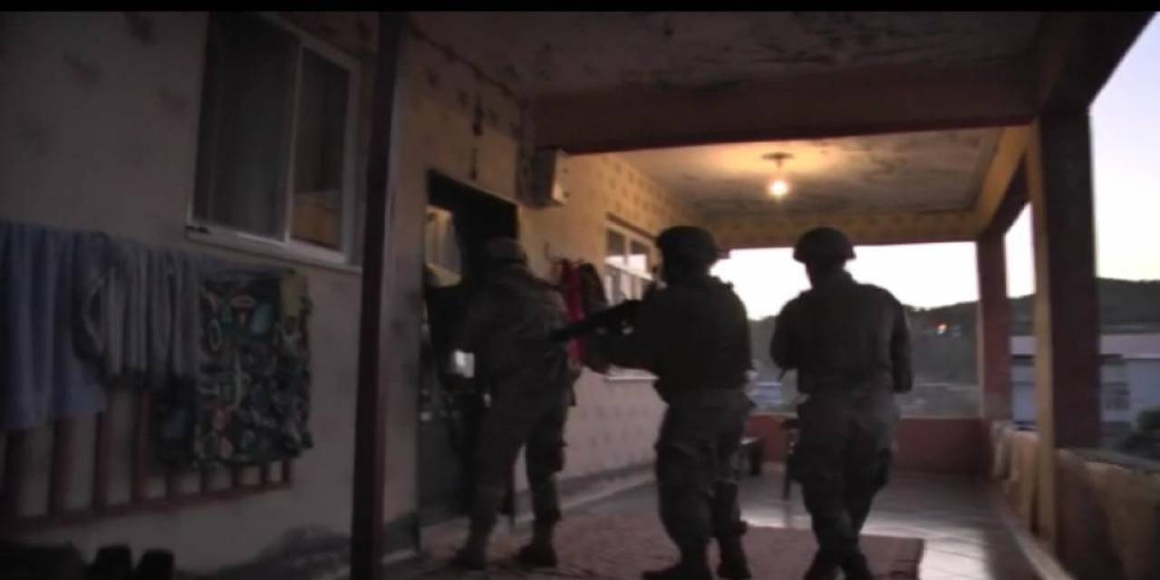 Diyarbakır Merkezli 10 İlde Pkk-kck Operasyon: 16 Gözaltı