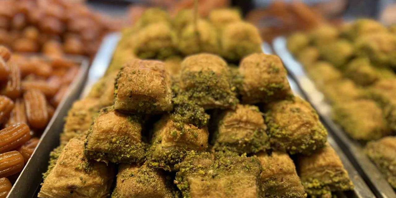 Bayram Tatlıları Tezgahta; Üreticilerden Kritik Uyarılar