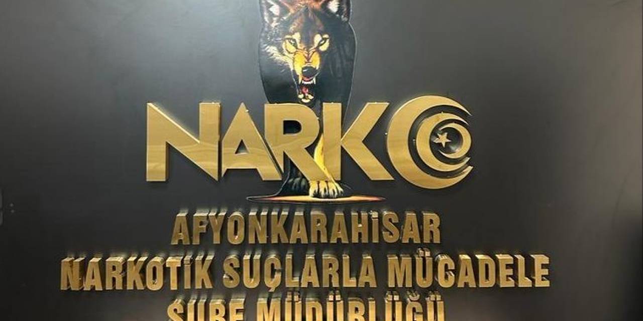 Polis Bin 724 Adet Sentetik Ecza Diye Adlandırılan Uyuşturucu Hap Ele Geçirdi