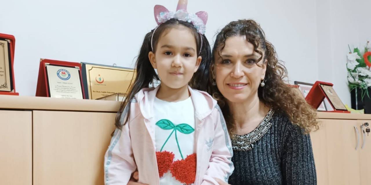 Yarışma Ödülünü Depremzede Çocuklara Gönderdi