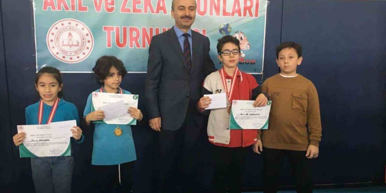 Akıl Ve Zeka Oyunları İlçe Turnuvaları Tamamlandı