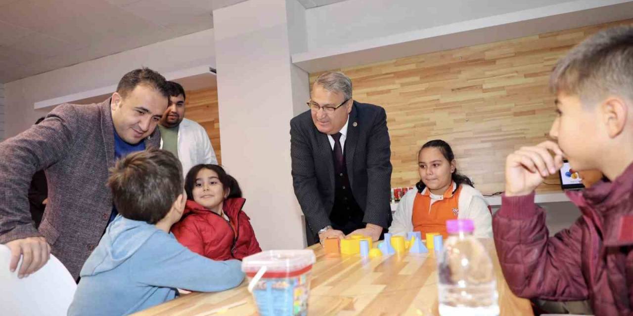 Yunusemre Bilim Şenliği Yapacak