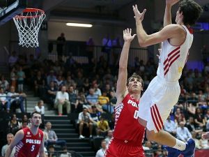 Milliler Kötü Başladı
