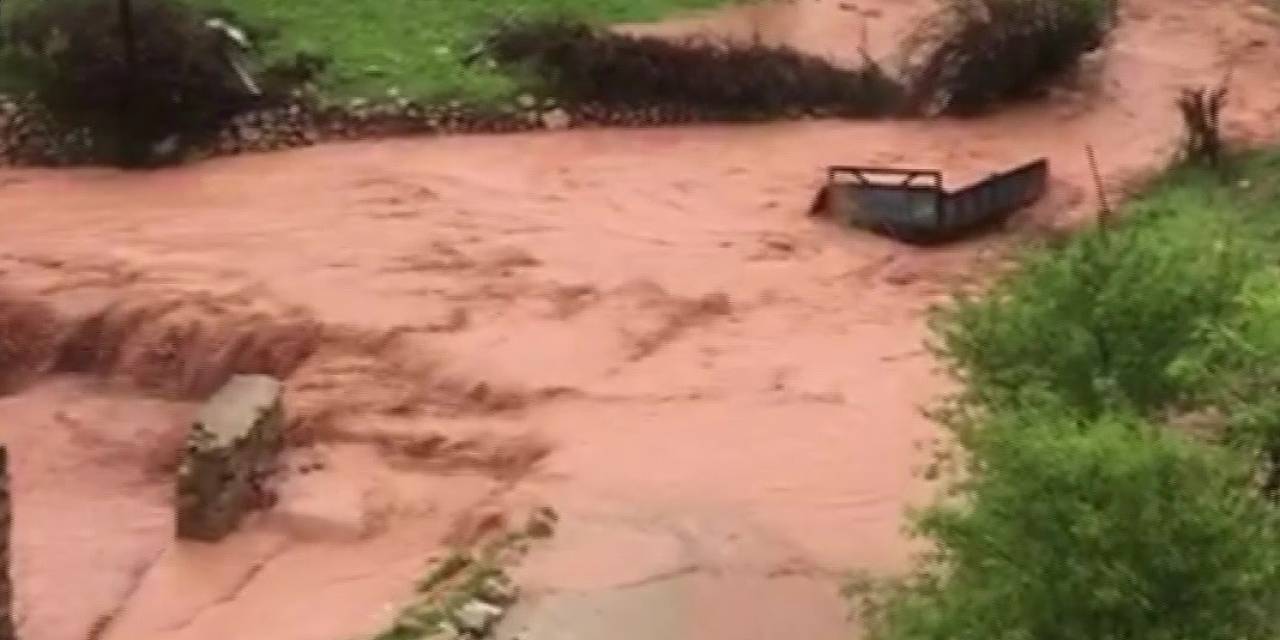 Gercüş’te Sağanak Yağış Heyelana Neden Oldu