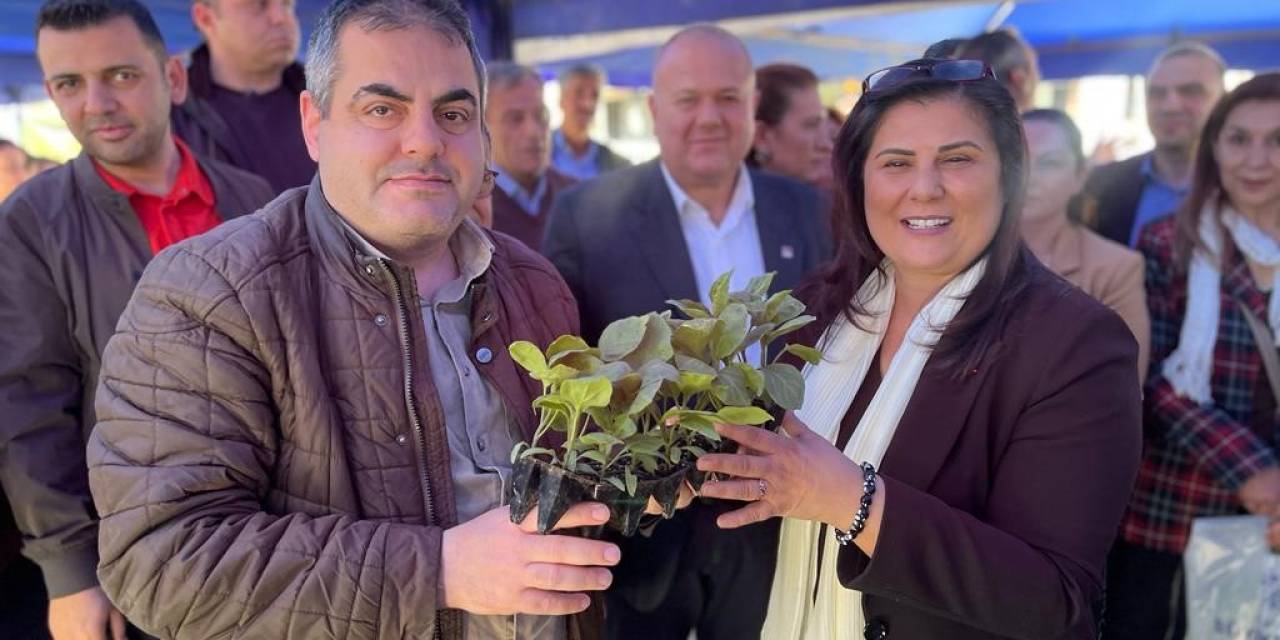 Başkan Çerçioğlu Nazilli’de Fide Dağıttı