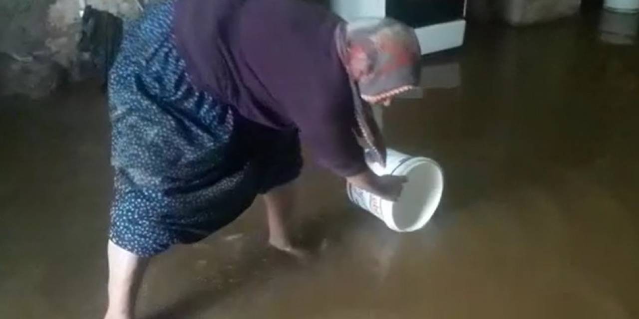 Diyarbakır’da Yağış Nedeniyle 3 Evi Su Bastı