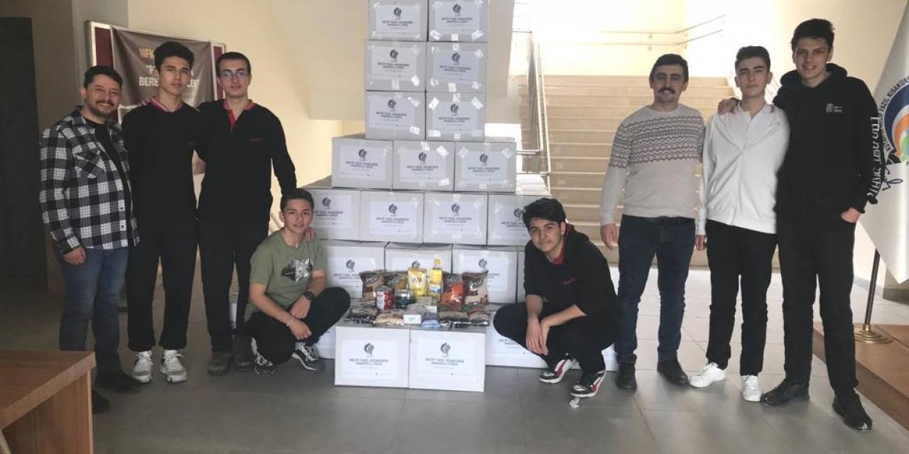 Kütahya’da 106 İhtiyaç Sahibi Aileye Yardım Kolisi