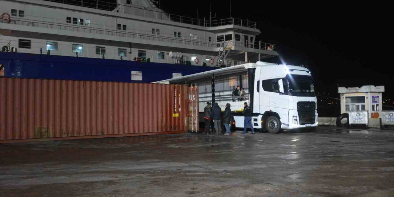 Rusya’dan Deprem Bölgesine 184 Tonluk Gıda Yardımı