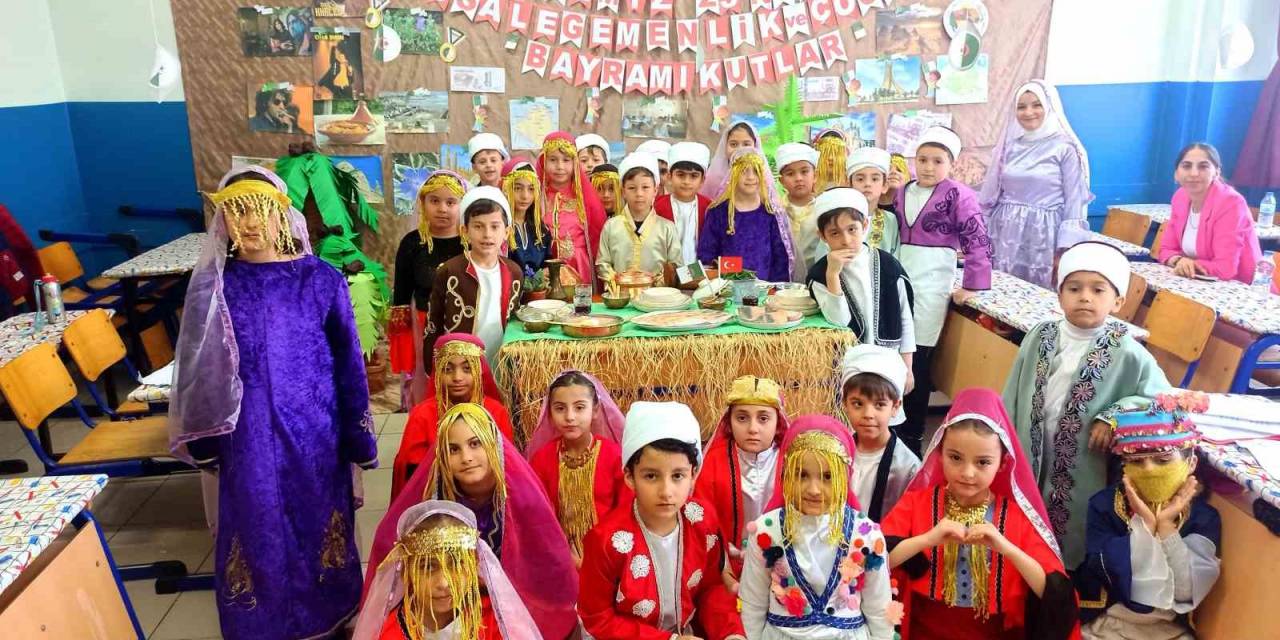 Okulu 23 Nisan İçin Birleşmiş Milletler’e Çevirdiler