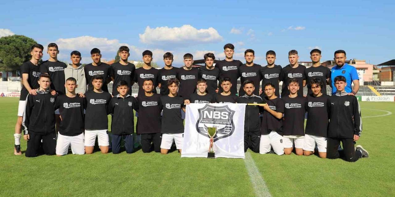 Nazilli Belediyespor U-17 Takımı Şampiyon Oldu