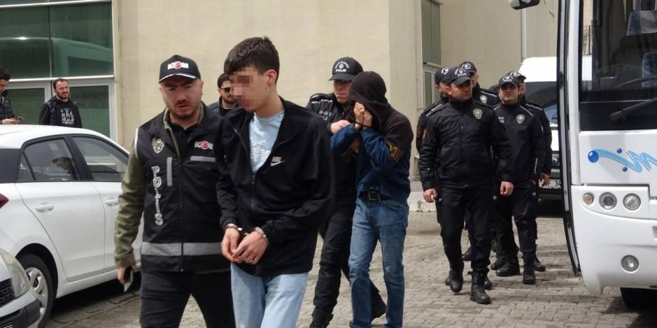 ‘makas’ Operasyonunda 15 Tutuklama
