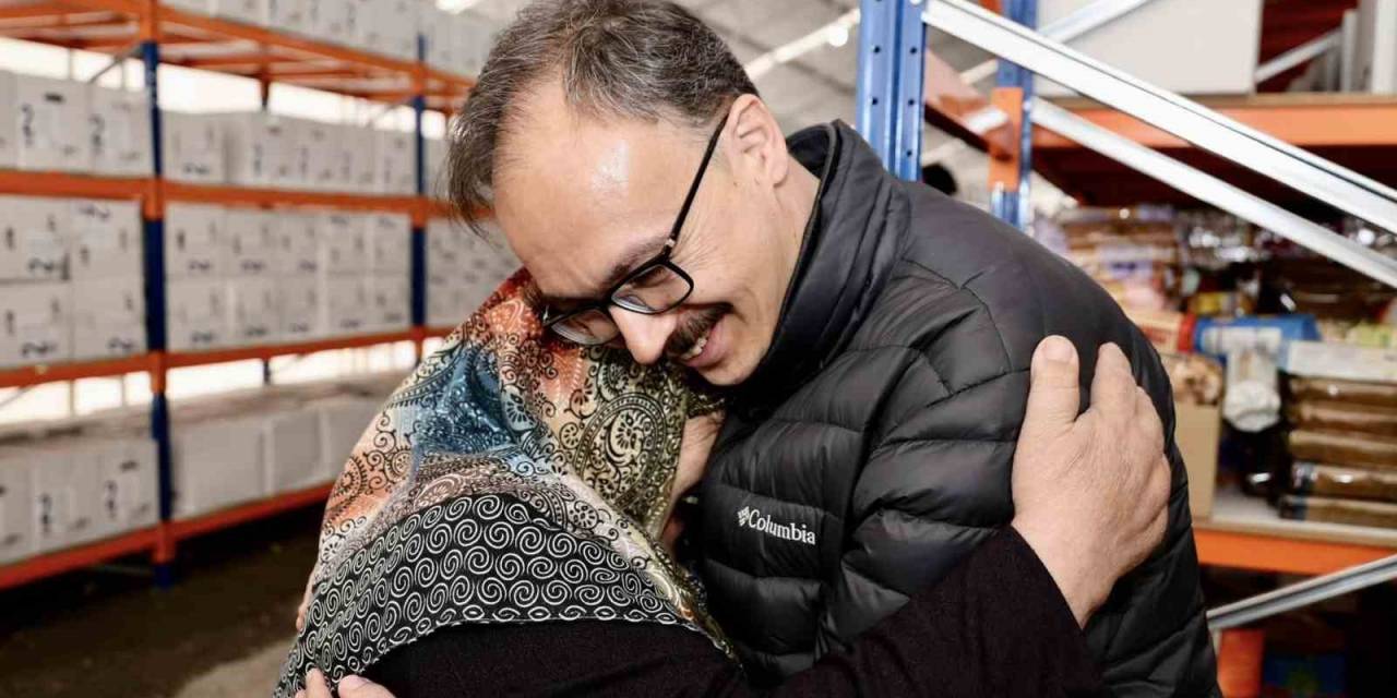 Vali Kızılkaya Elbistan’a Açılan Sosyal Markette İnceleme Yaptı