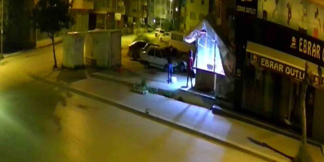 Bu Da Oldu: Müşteriler İçin Hazırlanan Adana Kebapları Çaldılar