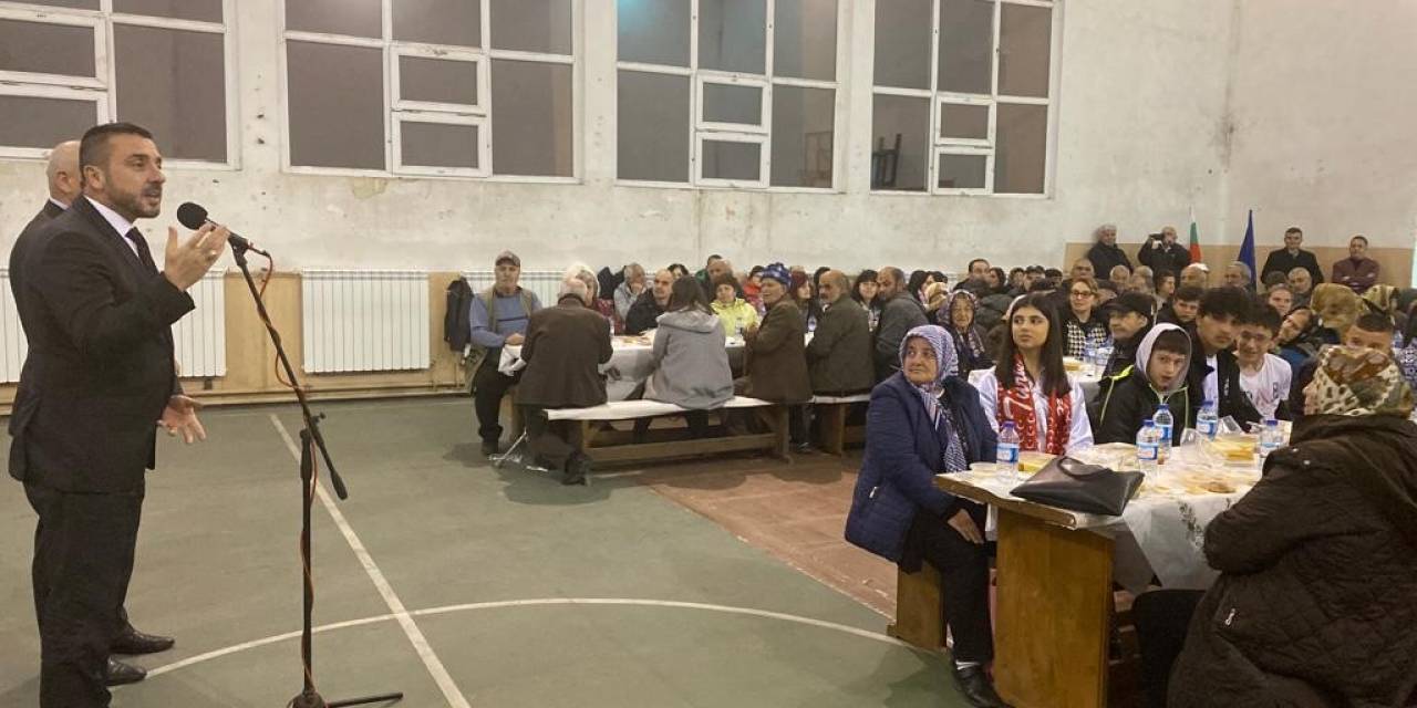 Kestel Beldiyesi’nden Bulgaristan’da 3 Bin Kişilik Kardeşlik İftarı