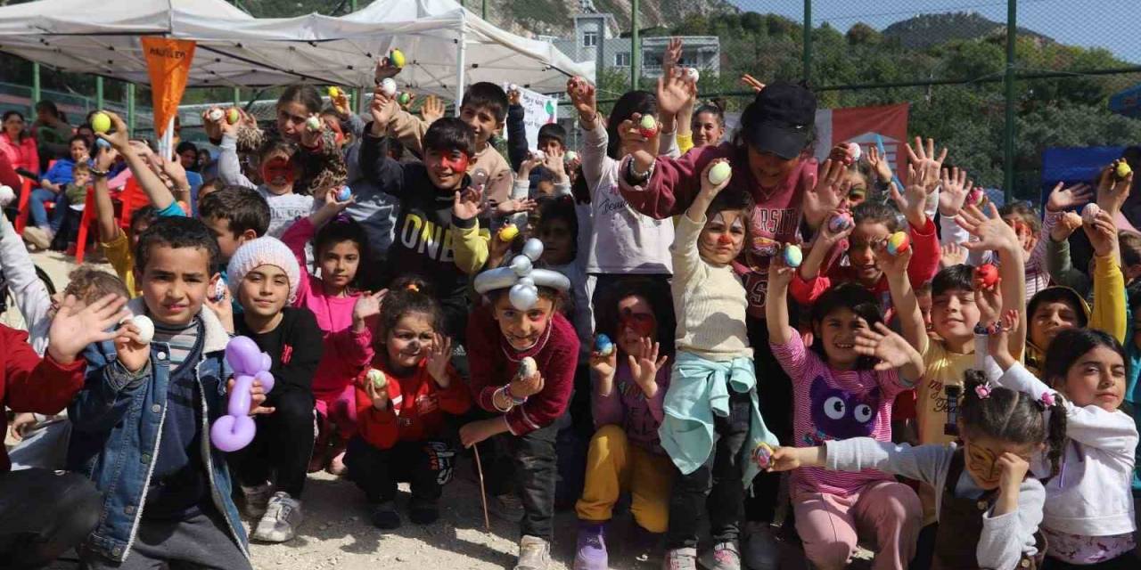 Hataylı Depremzede Çocuklar ‘çocuk Şenliği’ni Çok Sevdi