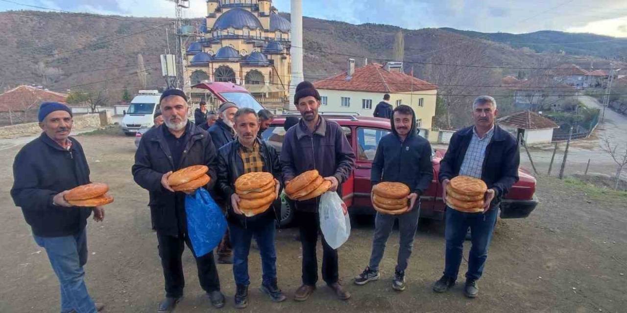 Bu Gelenek Sayesinde Pide Girmeyen Ev Kalmıyor