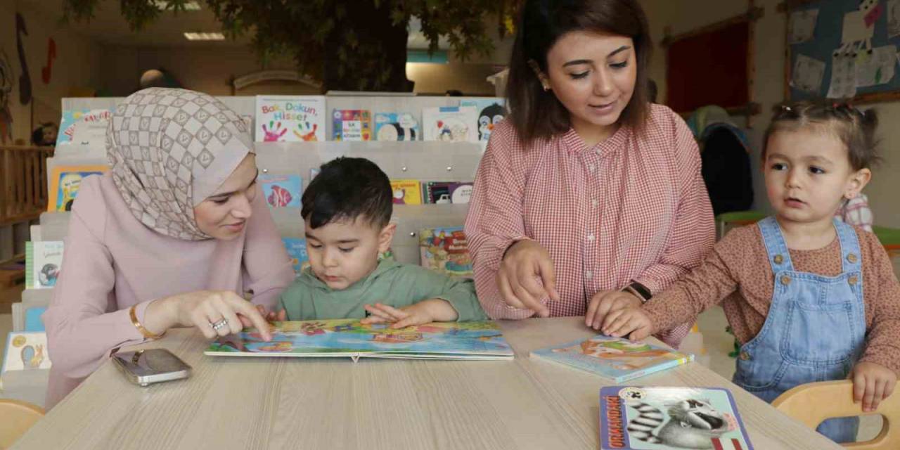Bebekler Bu Kütüphanede Hem Gelişimlerini Sağlıyor Hem De Sosyalleşiyor