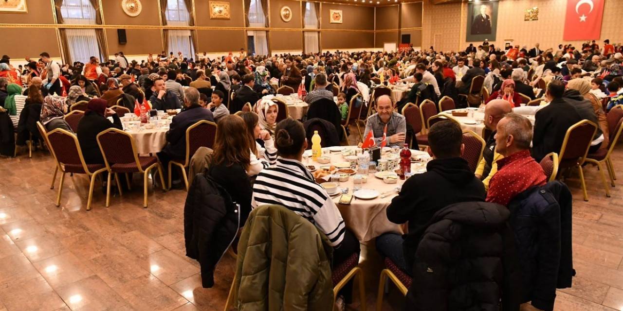 Isparta’da Şehit Aileleri Ve Gaziler İçin İftar