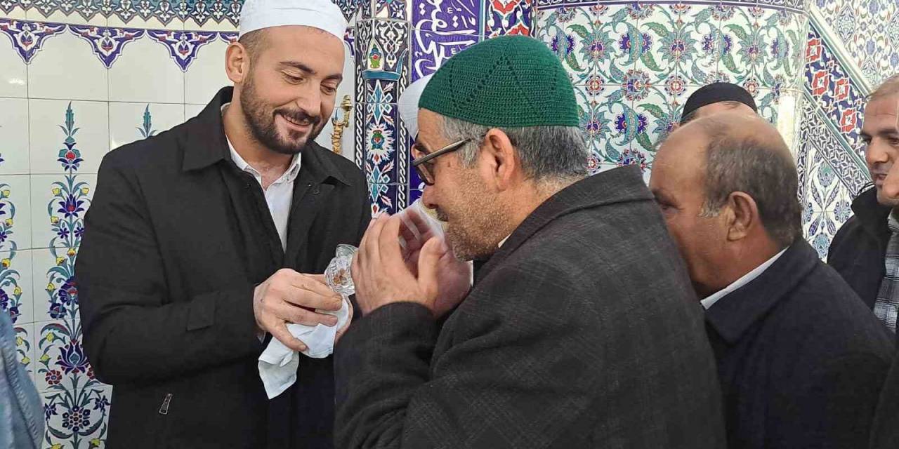 Aydınlar Beldesinde Sakal-ı Şerif’e Yoğun İlgi