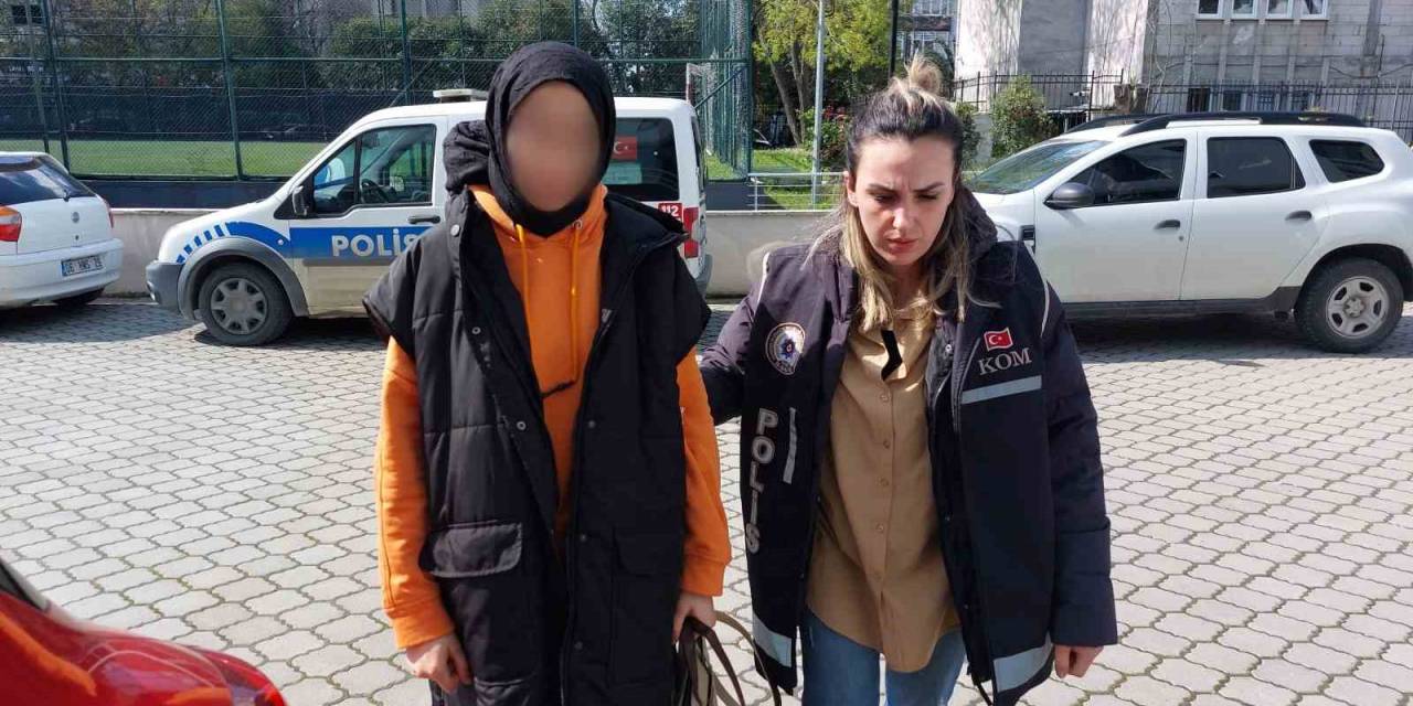 Fetö’den Aranan Kadın Öğretmen Gözaltına Alındı