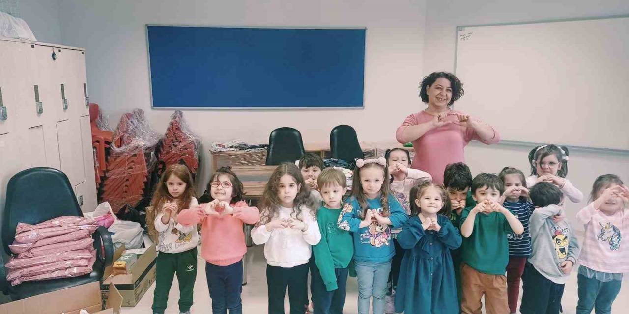“kardeşimle 23 Nisan" Projesi İle Depremzede Çocuklara Destek Oldular